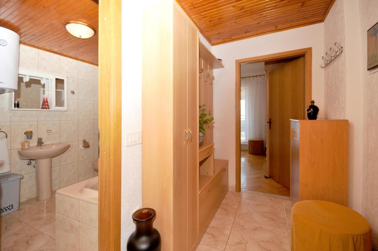 Apartman Elena Trogir Exterior photo